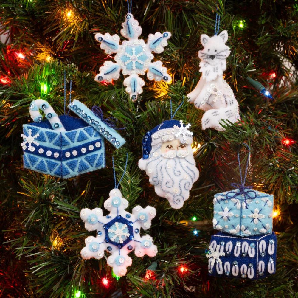DIY Bucilla Arctic Santa and Friends Christmas Felt Ornament Kit 89697E