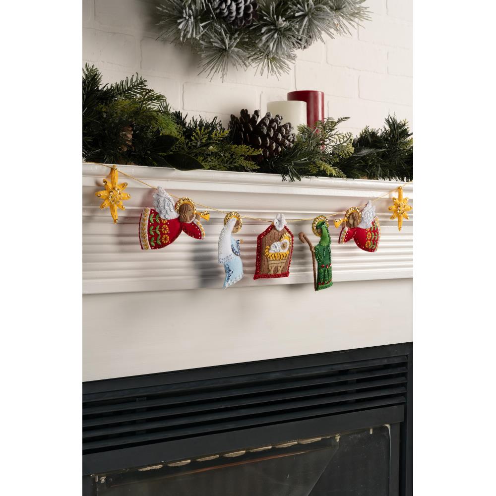 DIY Bucilla Nativity Christmas Garland Felt Wall Hanging Kit