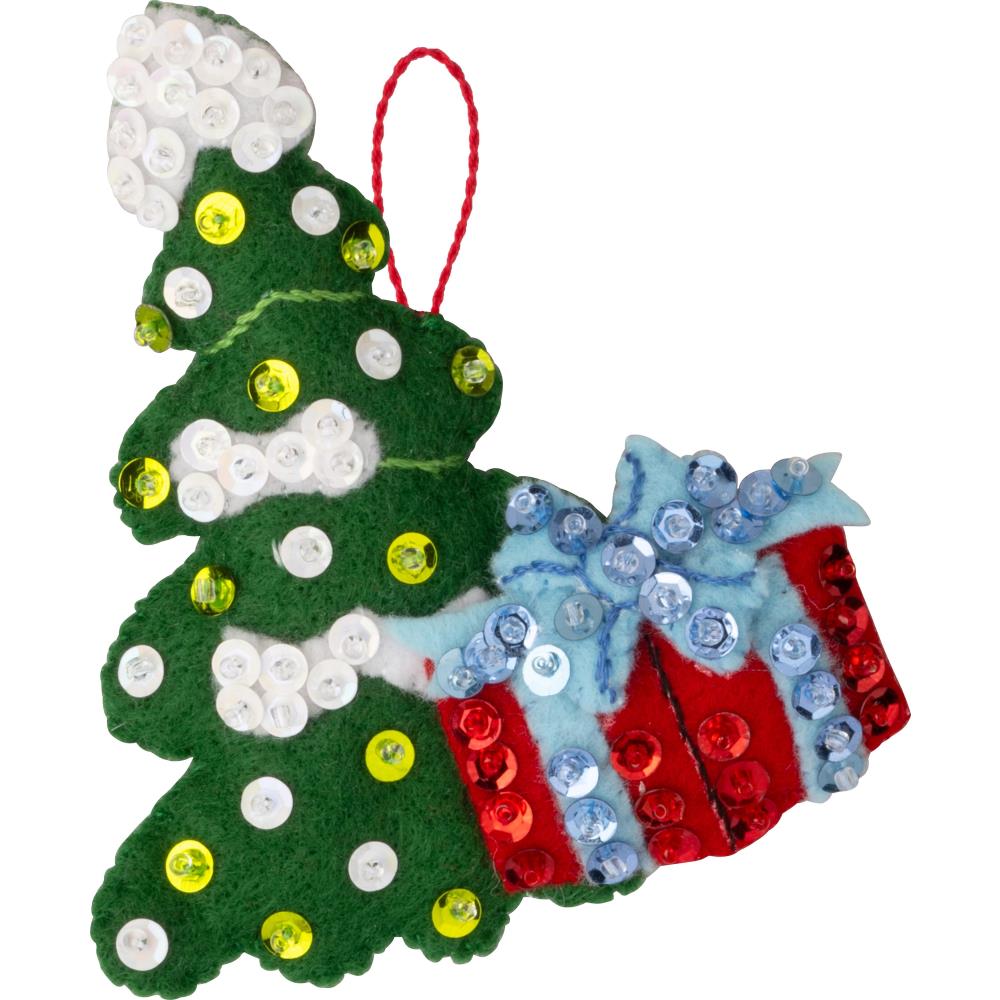 DIY Bucilla North Pole This Way Santa Christmas Felt Ornament Kit