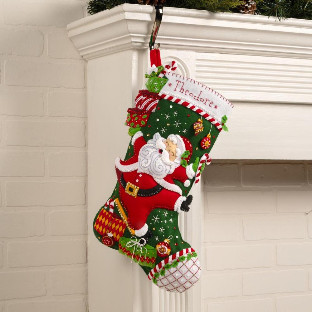DIY Bucilla Santas Festive Frolic Christmas Felt Stocking Kit 89784
