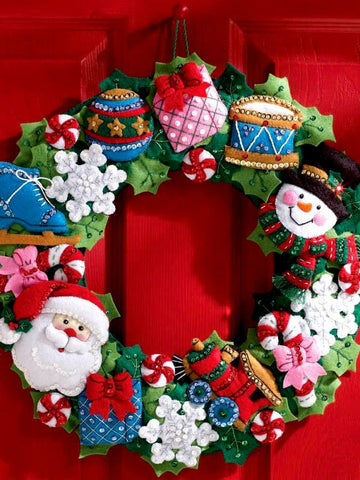 DMG DIY Bucilla Christmas Toys Santa Snowman Felt Wreath Craft Kit 86363