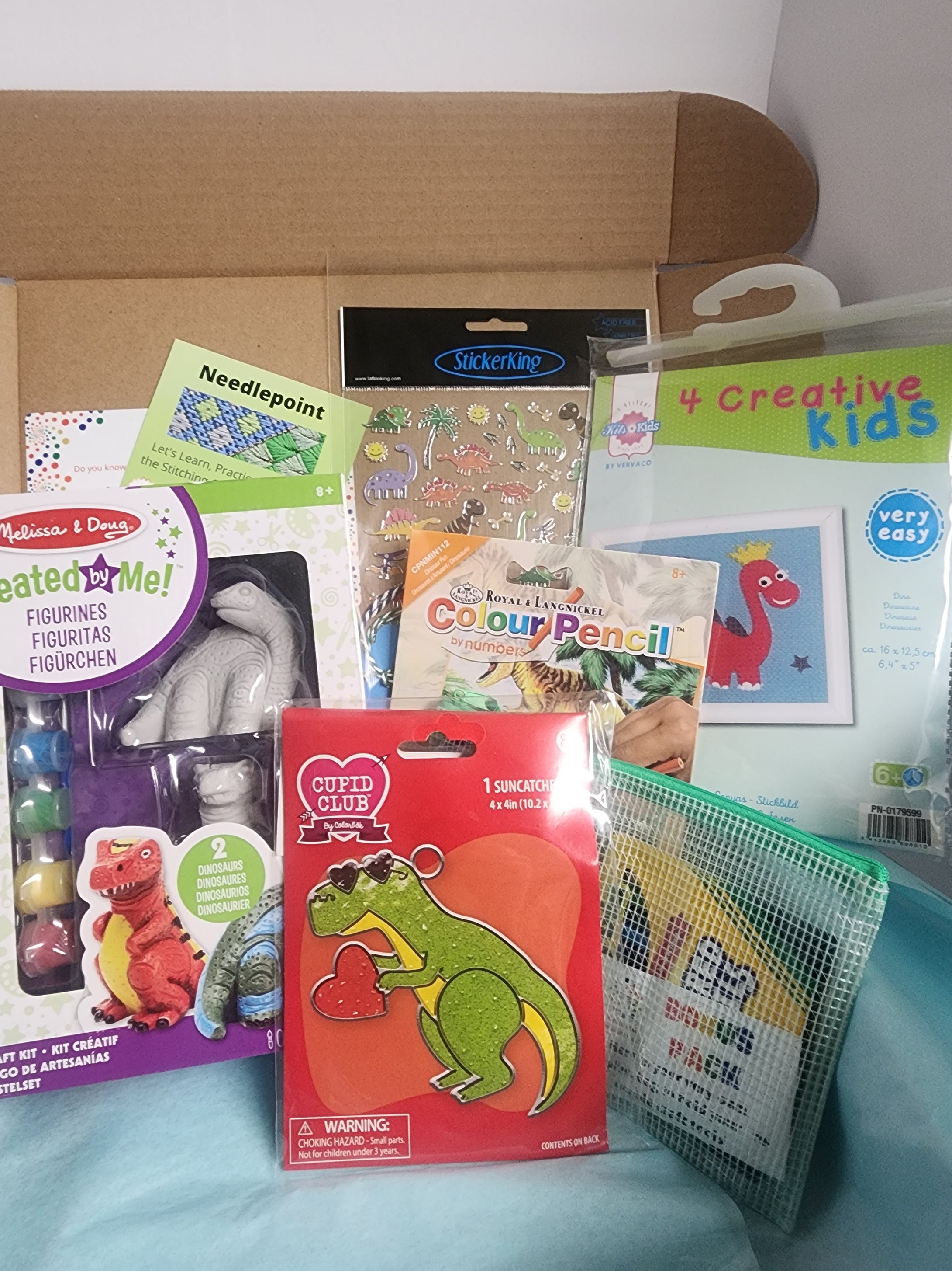 Craft 'n Stitch Dinosaur Crafts Gift Box for Kids Ages 7-9