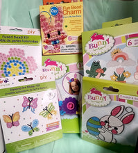 Load image into Gallery viewer, Craft n&#39; Stitch Monthly Themed Subscription Craft Box for Kids Ages 7-9