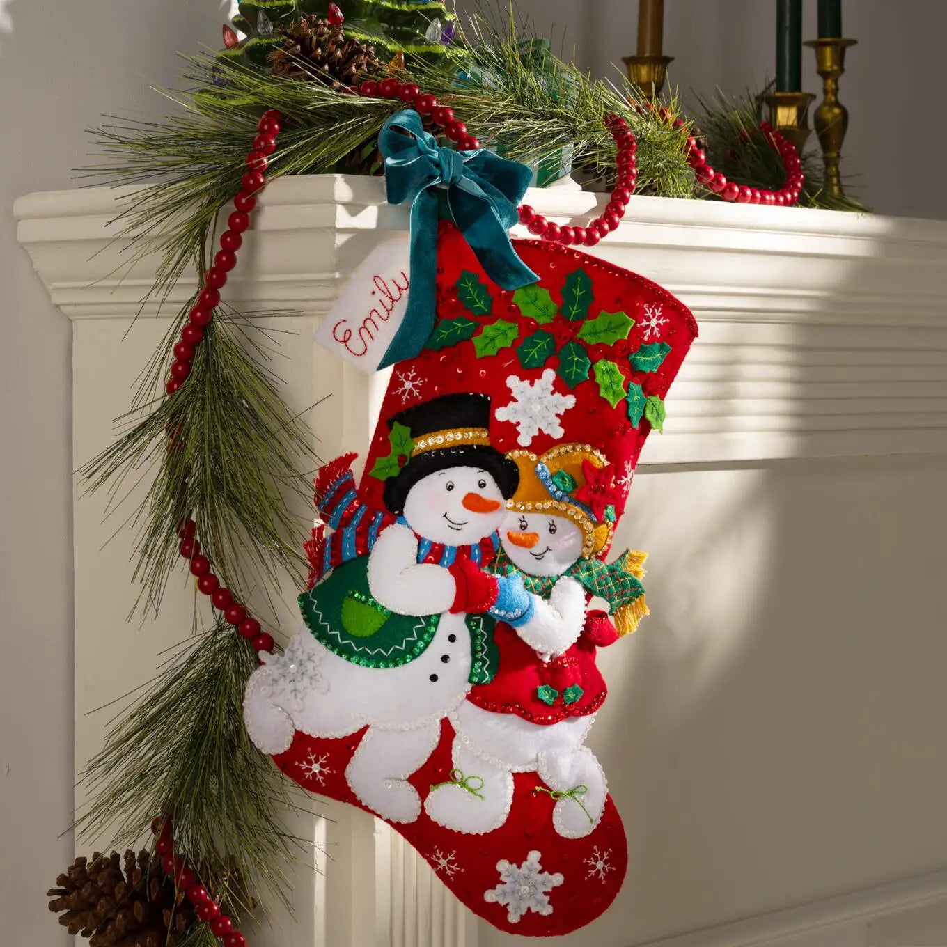 DIY Bucilla Snowy Sweethearts Snowman Couple Christmas Felt Stocking Kit