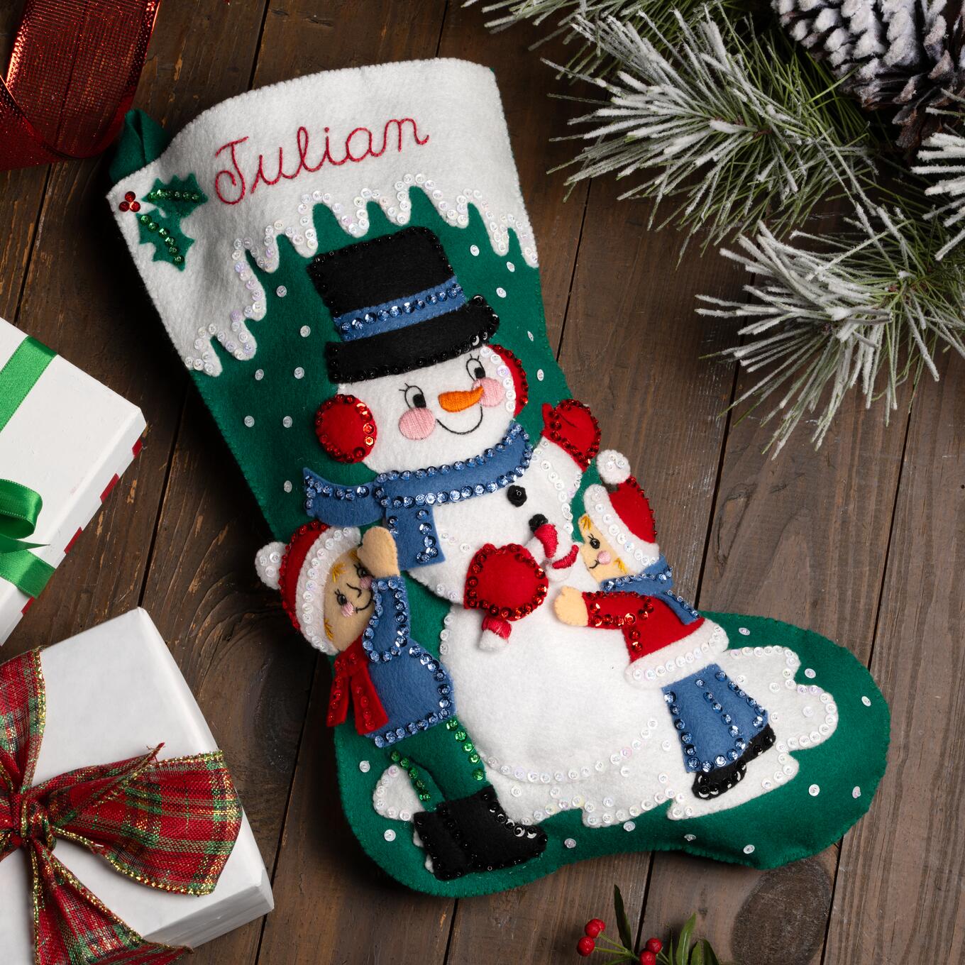 DIY Bucilla Wintertime Buddies Snowman Christmas Felt Stocking Kit