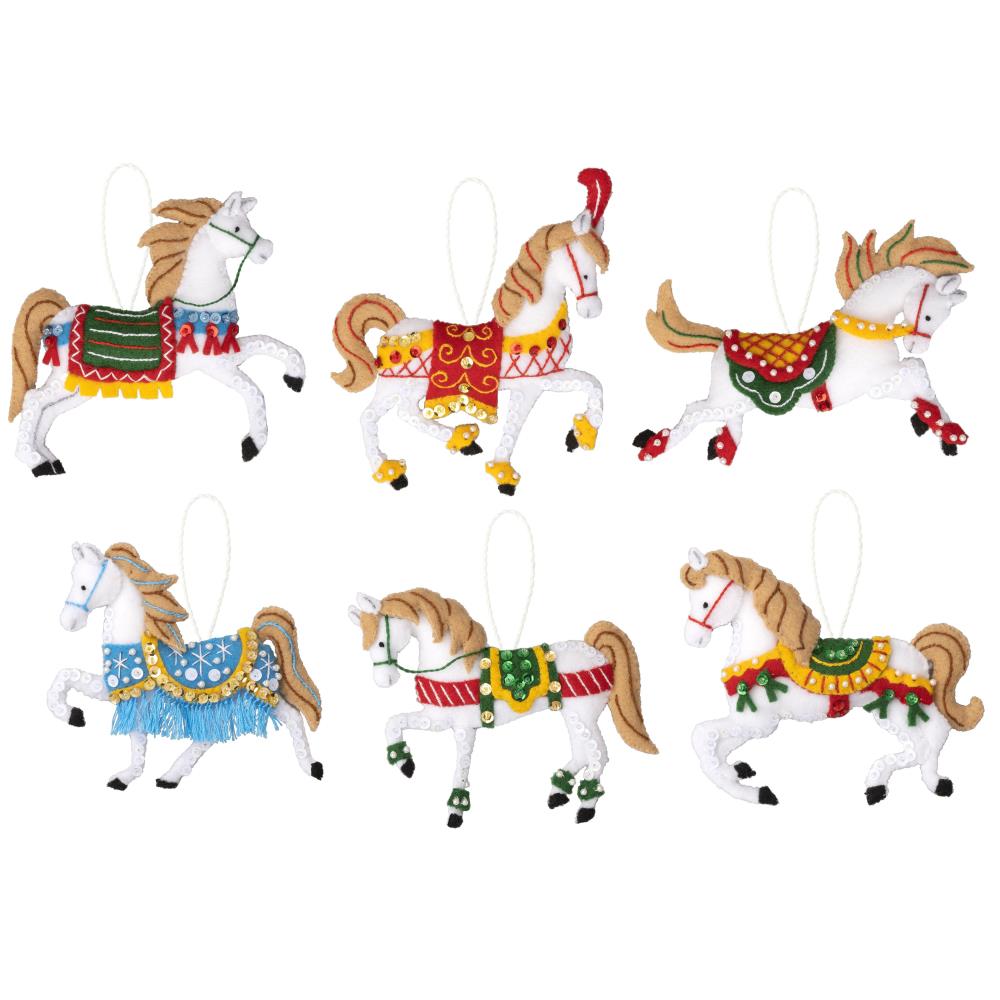 DIY Bucilla Holiday Horses Christmas Felt Ornament Kit 89638E