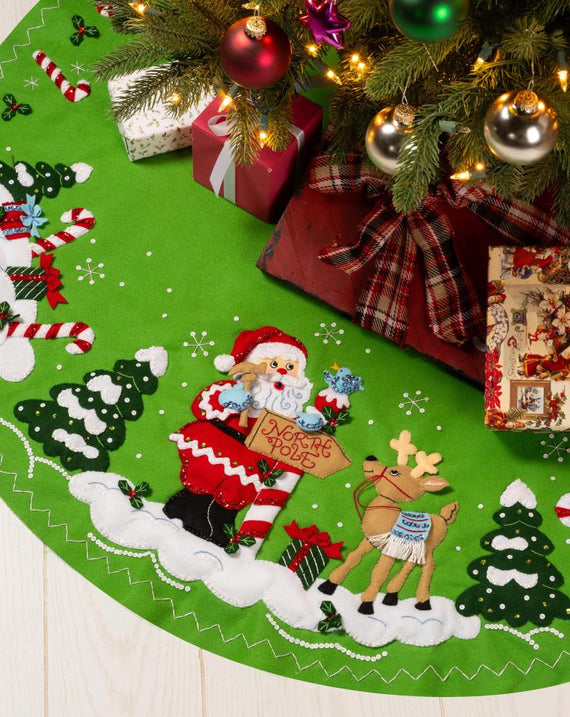 DIY Bucilla North Pole this Way Santa Christmas Felt Tree Skirt Kit