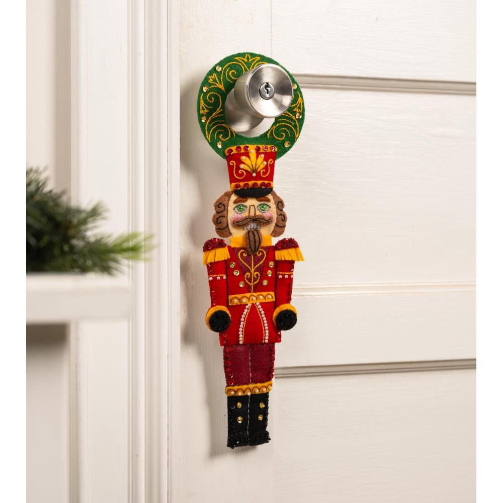 DIY Bucilla Nutcracker Duo Soldier Christmas Door Hanger Felt Kit