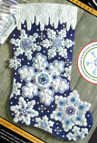 DIY Bucilla Sparkle Snowflakes Winter Snow Christmas Felt Stocking Kit 86709