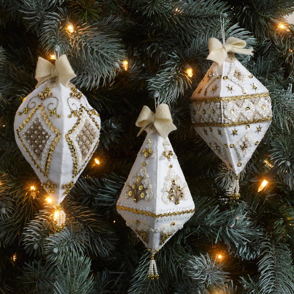 DIY Bucilla Beaded Elegance White Gold Christmas Felt Tree Ornament Kit 89494E