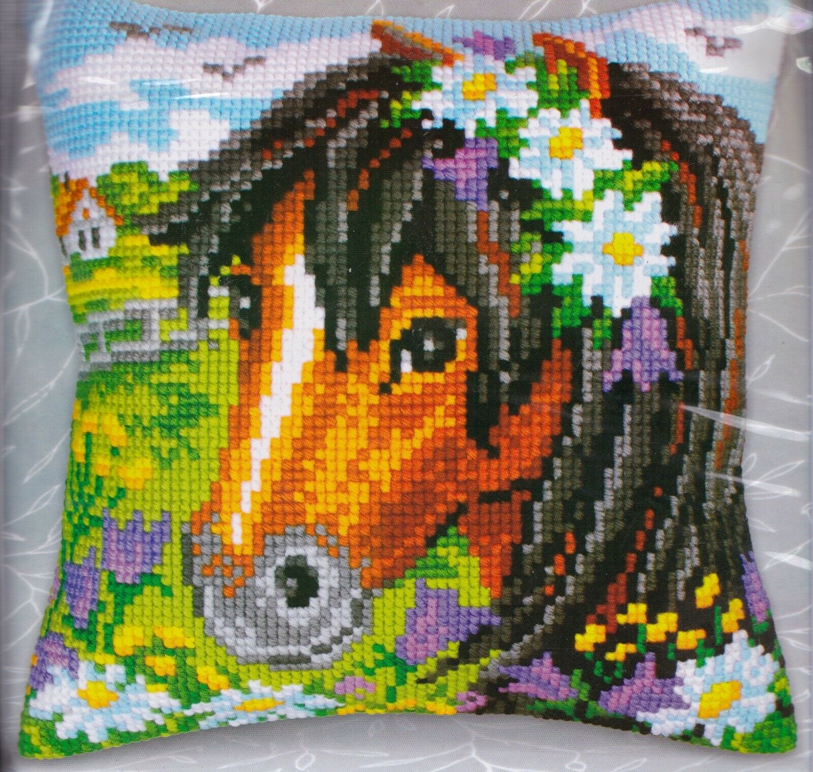 DIY Collection D'Art Daisy Chain Horse Needlepoint 16