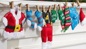 DIY Bucilla Santas Laundry Christmas Clothes Garland Felt Wall Hanging Kit 86683