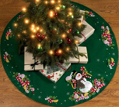 DIY Bucilla Candy Snowman Holiday Treats Christmas Felt Tree Skirt Kit 86307