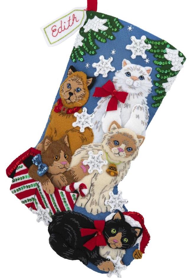 DIY Bucilla Christmas Kitties Holiday Cats Snowflakes Felt Stocking Kit 89241E