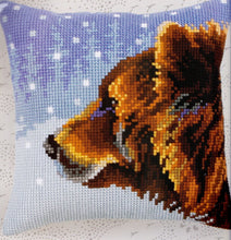Load image into Gallery viewer, DIY Collection D&#39;Art Winter Animals Bear Needlepoint 16&quot; Pillow Top Kit