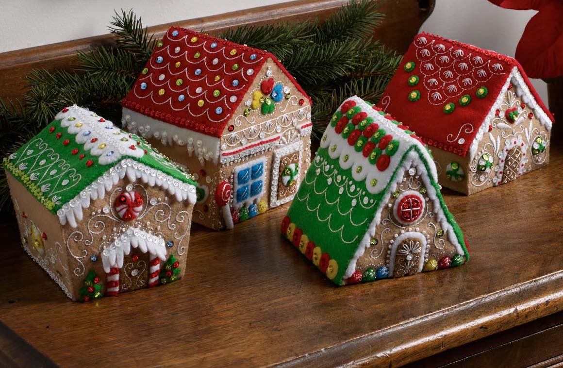 DIY Bucilla Gingerbread Christmas Village Felt 3D Houses Ornament Kit 89383E