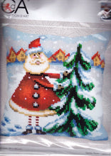 Load image into Gallery viewer, DIY Collection D&#39;Art Santa from Lapland Chunky Needlepoint 16&quot; Pillow Top Kit