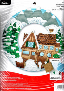 DIY Bucilla Winter Cabin Deer Lodge Christmas Wreath Felt Craft Kit 86948